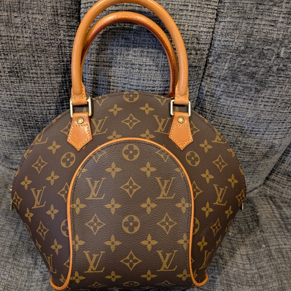 Louis Vuitton Monogram Satchel - Picture 1 of 4